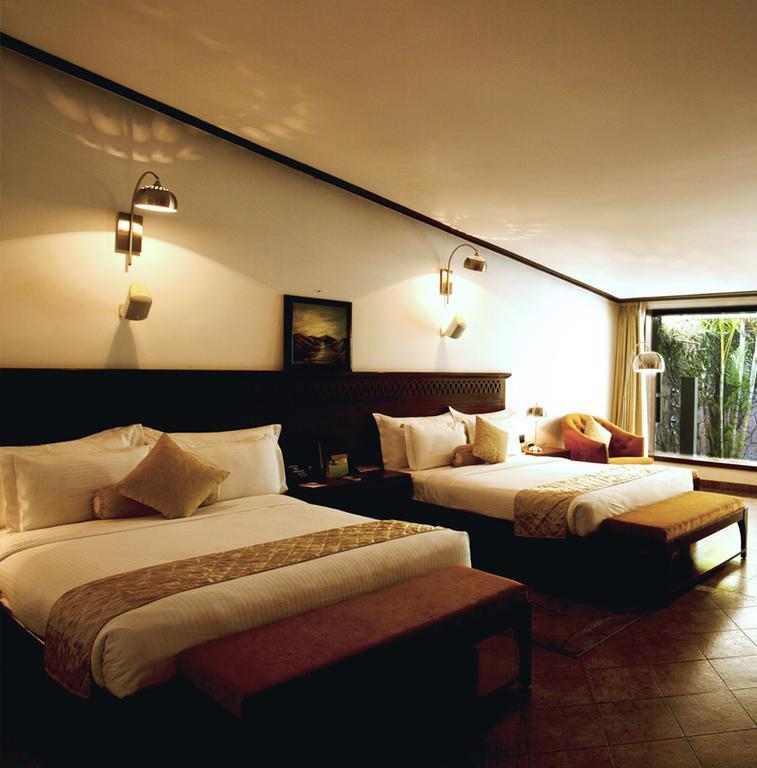 Leonia Holistic Destination Hotel Shamirpet Room photo